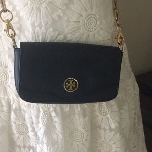 Cross body purse
